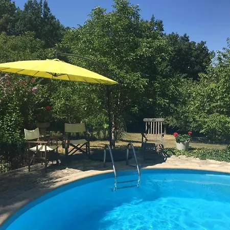 Lammas - Peaceful Vineyard Near Saint-emilion Bed & Breakfast
